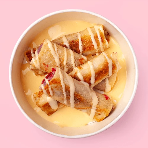 Блины с вишней и соусом на выбор